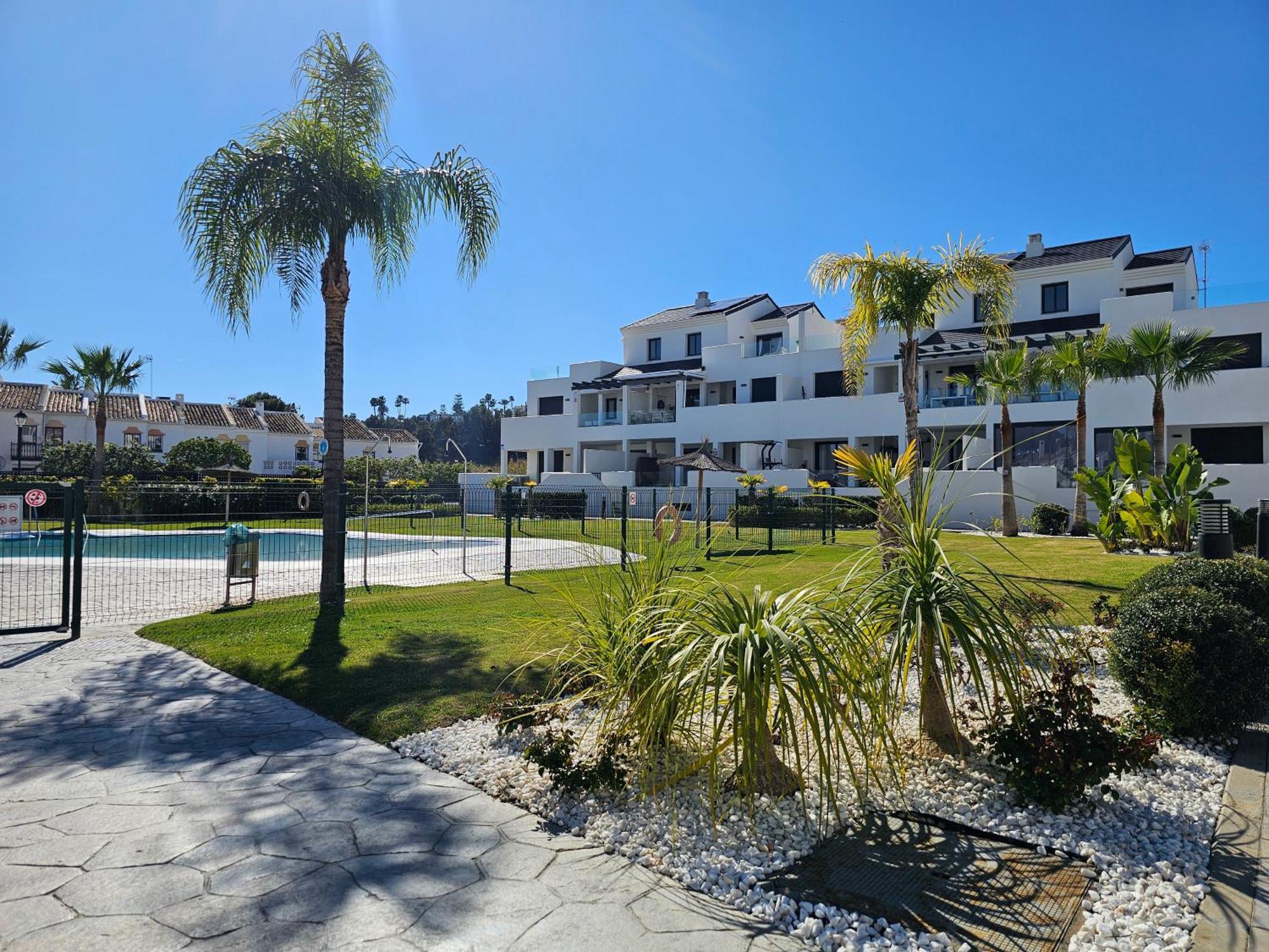 Arroyo Beach Home Estepona Exterior photo